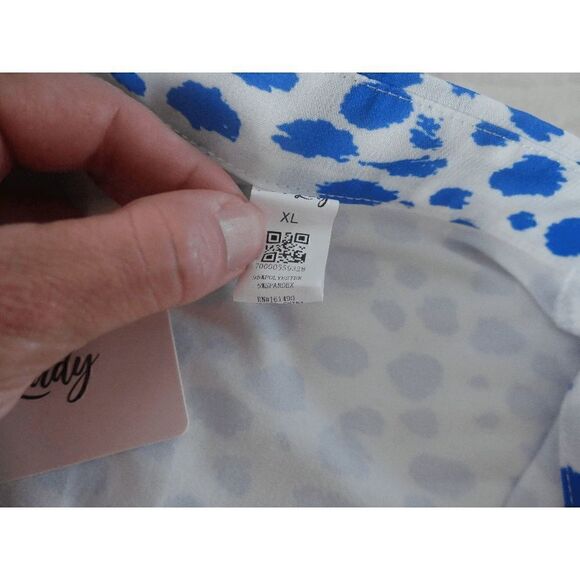 PixieLady White & Blue Abstract Cap-Sleeve Button-Up - Picture 9 of 9